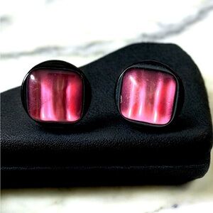 ✅ Vintage 80’s Epoxy Pink & Black circle square earrings, pierced ears 🩷🖤